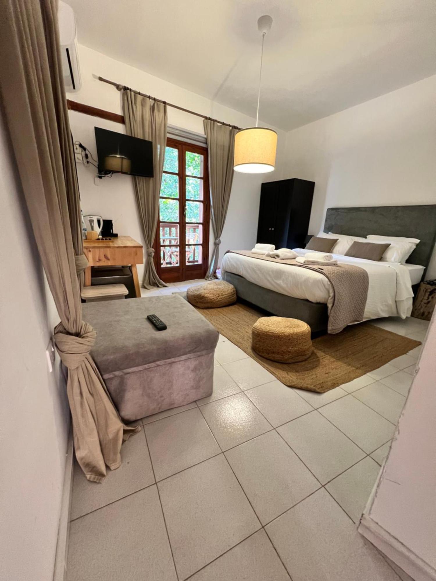 كاكوبرتريا Galinicafe22-Suites المظهر الخارجي الصورة